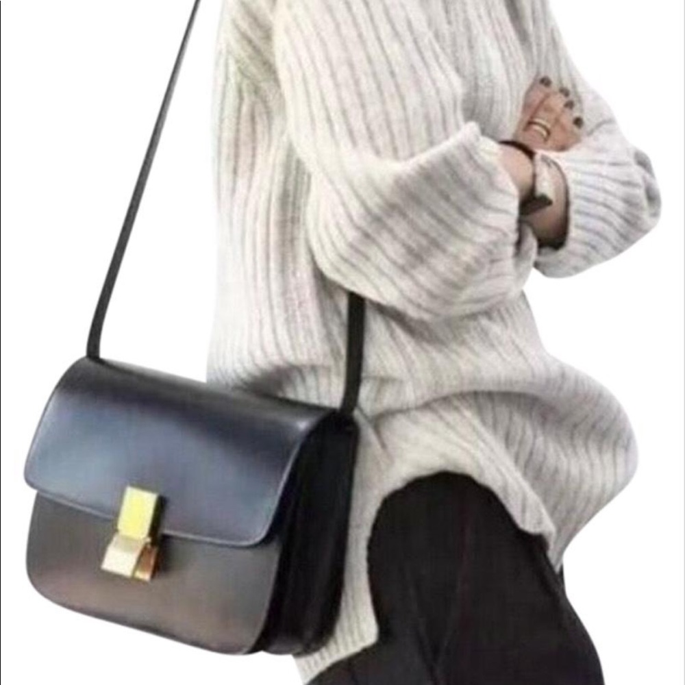 Céline Classic Box Medium